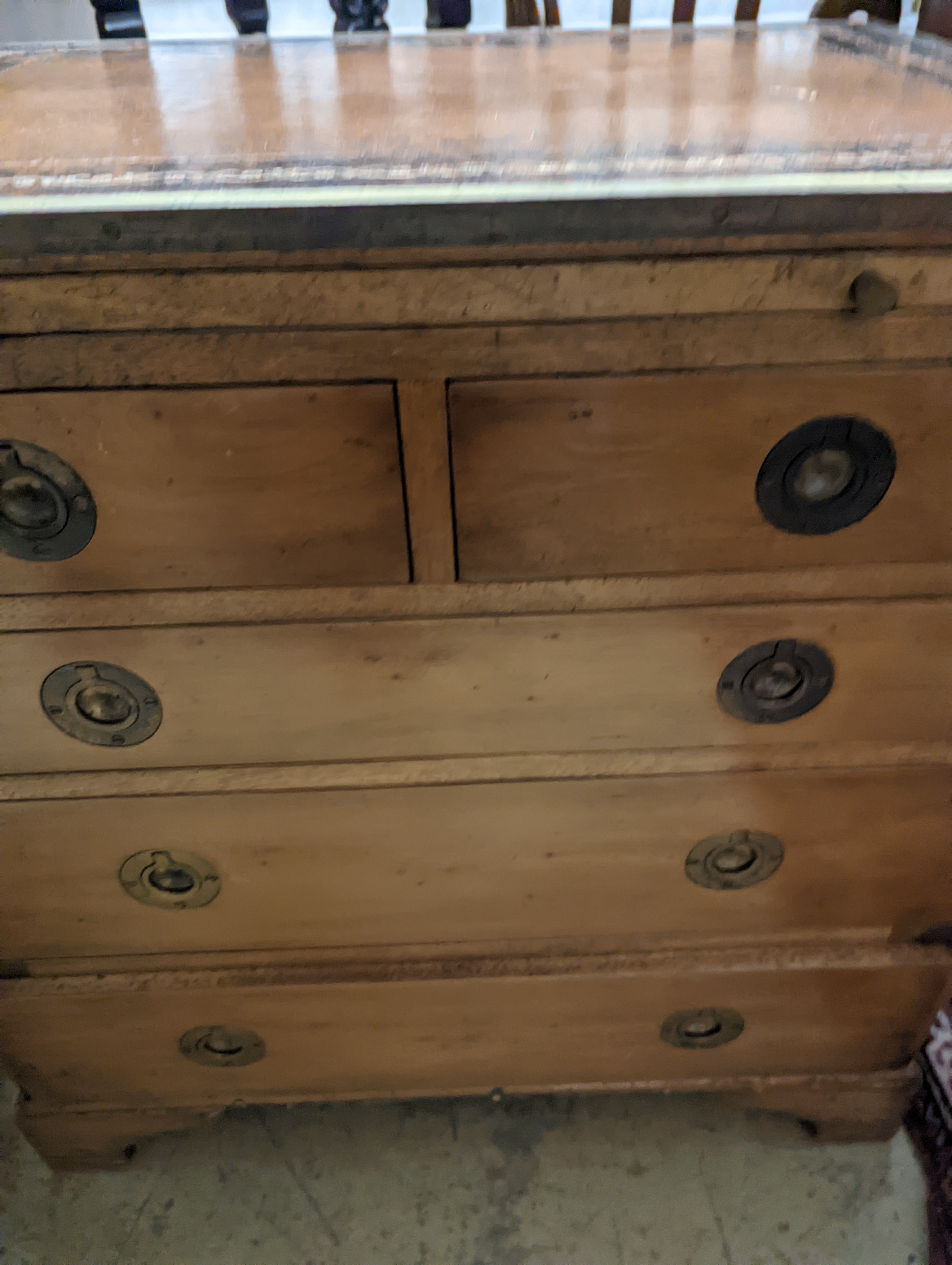 A pair of reproduction brass mounted military style yew veneered bedside chests with leather inset tops, width 56cm, depth 40cm, height 60cm